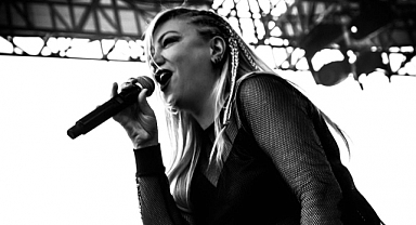 Zerrin Mete’nin Yeni Teklisi ‘PARÇALI BULUTLU’ Tüm Dijital Platformlara Girdi