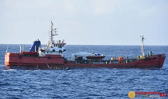 Fransız donanmasının baskın yaptığı Türk gemisinde 9 ton kokain yakalandı