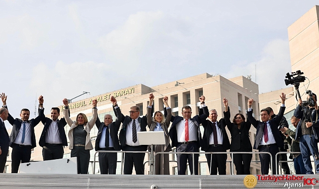 İmamoğlu İki Dosyadan İfade Verdi. İstanbul, İmamoğlu'na Sahip Çıktı.