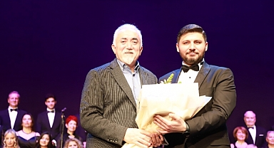 Sarıyer Belediyesi Türk Sanat Müziği Korosu’ndan Yeni Yıl Konseri