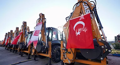 Türkiye Belediyeler Birliği'nden 4 il 31 ilçeye hibe araç
