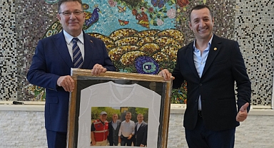 Başkan Aksu, Muhtarlarla Bir Araya Gelerek İşbirliğini Güçlendirdi