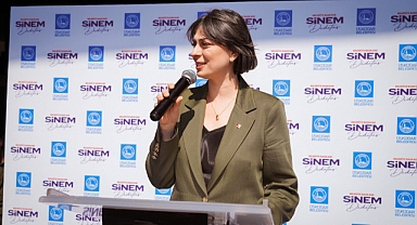 Başkan Sinem Dedetaş Belediye Personelleriyle Bayramlaştı