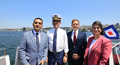 İBB Başkanı İmamoğlu ile Başkan Dedetaş, Deniz Dolmuş’un Suya İndirme Törenine Katıldı!