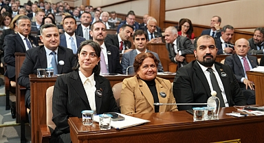 İBB Meclisinde Konuşan Dedetaş ‘Kadınların var olabildiği tek rejim Cumhuriyet’