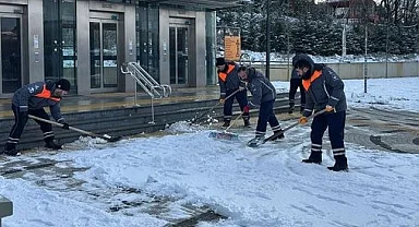 İstanbul'da karla mücadele devam ediyor