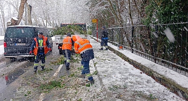 Sarıyer Belediyesi'nin Karla Mücadele Çalışmaları Devam Ediyor