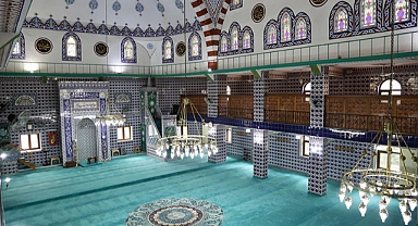 Kâğıthane Belediyesi’nden Ramazan Ayına Özel Cami Temizliği