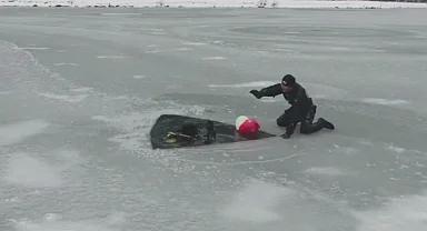 SAK Timi'nden Uzungöl'de irtifa ve buz altı dalışı
