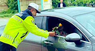 Bursa Jandarması'ndan annelere özel jest