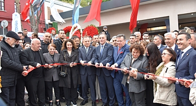Sarıyer Belediyesi Güverte Sosyal Tesisleri'nin İlki Kireçburnu'nda Törenle Açıldı