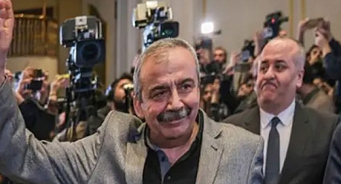 Sırrı Süreyya Önder Hayatını Kaybetti