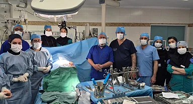 Türkiye-İran cerrahi iş birliği güçleniyor