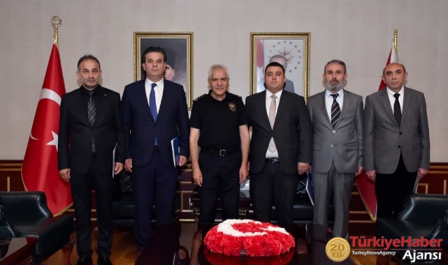 Ordu Emniyet Müdürü Acar, Başarılı Polisleri Ödüllendirdi 