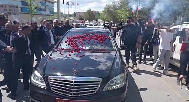 YRP lideri Erbakan: Zam Altında İnleyen Milyonlara da Açılım Yapılsın