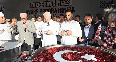 Kağıthane'de 20 Binden Fazla Kişiye Aşure İkramı