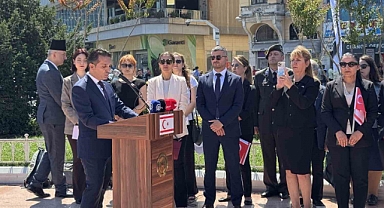 Kıbrıs Barış Hareketi'nin 51. Yılı Taksim'de Kutlandı