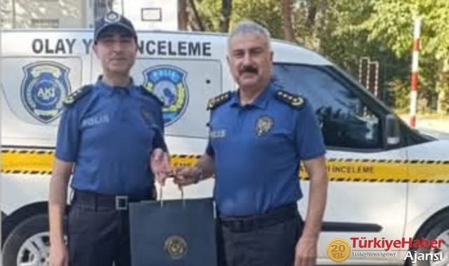 Emniyet Müdürü Başarılı Polisleri Ödüllendirdi