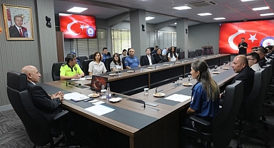 Konya Emniyet Müdürü Polis Çocuklarının Sevinçlerine Ortak Oldu