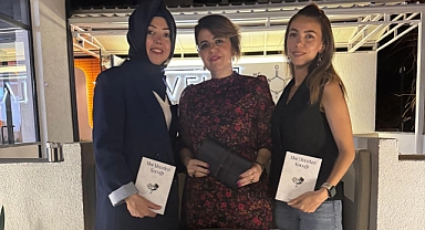 Özlem Artoksi'nin, ‘Mor Menekşe Konağı’ Romanı İçin İmza Günü Düzenlendi
