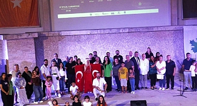 DJ Eva Başak'tan Sokak Hayvanlarına Destek Konseri