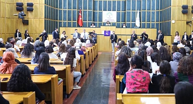 TBMM'de Abdullah Öcalan Lehine Slogan Atanlar Hakkında Suç Duyurusu