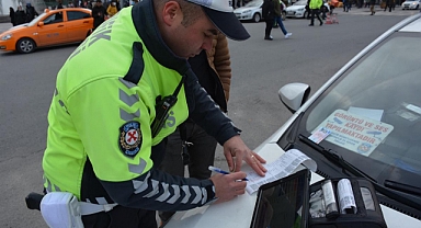 Abart Egzozla Drift Atan Sürücüye 55 Bin Lira Ceza