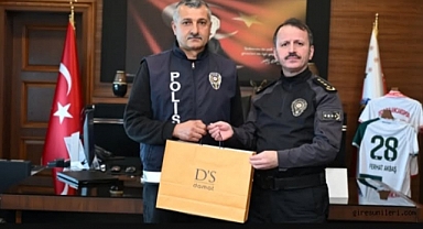 Başarılı Okul Polisi Ödüllendirildi