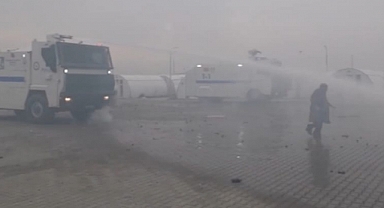 Polis Tatbikatı: İşçilerin Eylemi İçin TOMA'lı Müdahale Provası