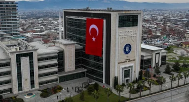 Bursa Büyükşehir, şehri Türk bayraklarıyla donatıyor