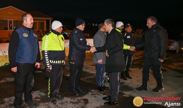  Vali Aktaş Trafik Uygulama Noktalarını Denetledi