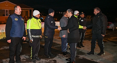  Vali Aktaş Trafik Uygulama Noktalarını Denetledi
