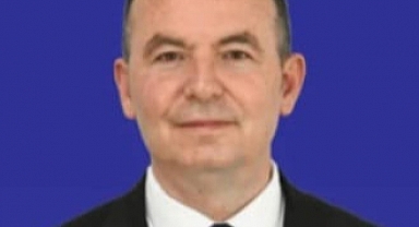 İçimizden Biri : Engin Ulusoy