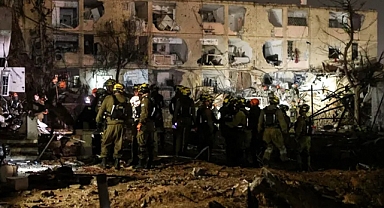 İran, İsrail'in nükleer tesisine yakın kasabalara saldırdı, 100'den fazla kişi yaralandı