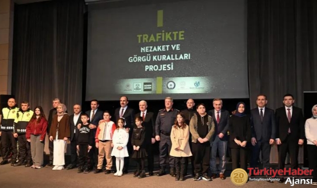 Trafikte Nezaket ve Görgü Kuralları Projesinde Başarılı Öğrenciler Ödüllendirildi