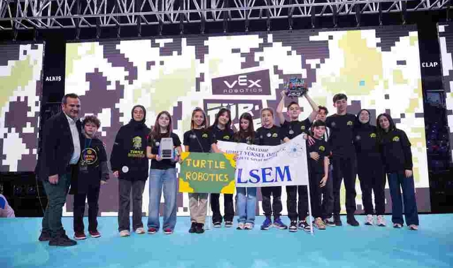 Üsküdar BİLSEM Öğrencileri Dünya Robot Şampiyonası Yolunda