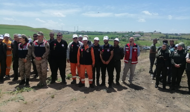 DİYARBAKIR'DA DEV ORMAN YANGINI TATBİKATI: EKİPLER NEFES KESTİ! 