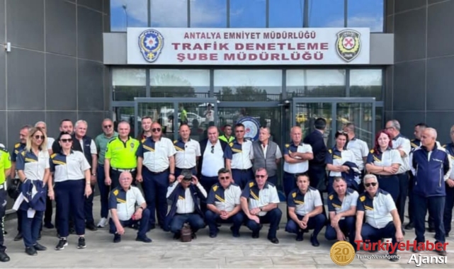 Trafik Kazalarının Önlenmesi İçin Sürücülere Bilgilendirme 