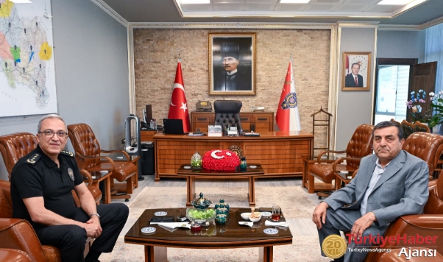 Mevkidaşına
