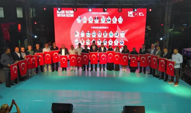 Kağıthane Meydanı'nda Tek Yürek: 15 Temmuz'un 10. Yılında Demokrasi Nöbeti