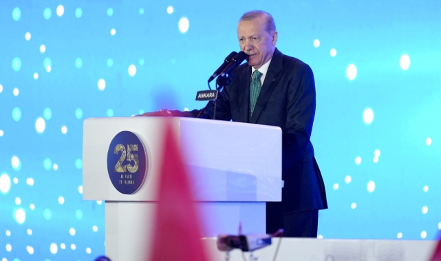 Erdoğan: 'Daha nice yıllar Türkiye'ye hizmet mücadelesi içinde olacağım'