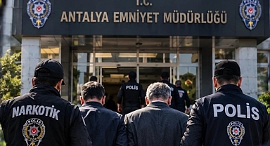 Antalya Emniyeti’nde Rüşvet İddiası: 2 Şube Müdürü Dâhil 6 Kişi Tutuklandı!
