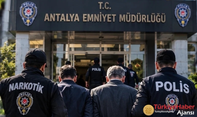 Antalya Emniyeti’nde Rüşvet İddiası: 2 Şube Müdürü Dâhil 6 Kişi Tutuklandı!