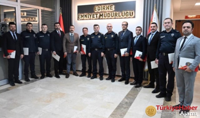 Başarılı Polisler Ödüllendirildi
