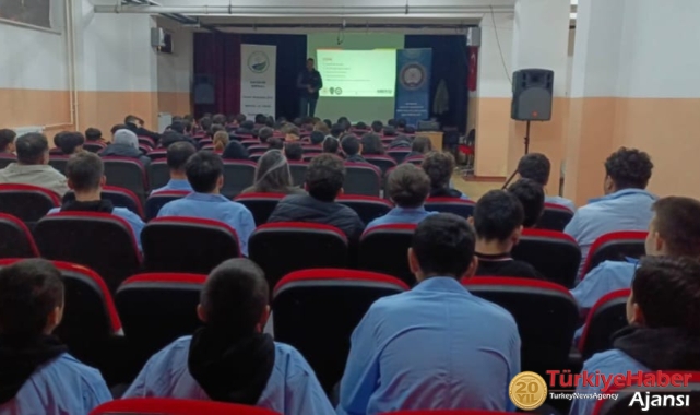 Eskişehir'de Öğrencilere Siber Güvenlik Eğitimi Verildi