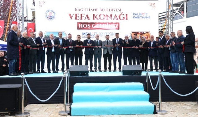İstanbul Valisi Davut Gül, Vefa Konağı'nın Açılışını Gerçekleştirdi
