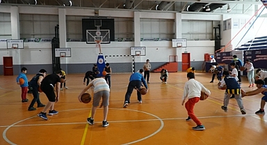 Kış Spor Okulları Çocukların Gelişimine Katkı Sağlıyor