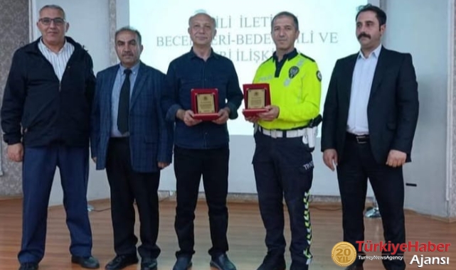 Toplu Taşıma Şoförlerine Trafik Güvenliği Eğitimi Verildi