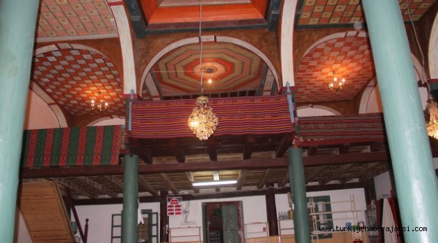 300 Yıllık Desenler Tarihe Meydan Okuyor