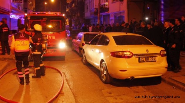 6 Katlı Apartmanda Yangın Paniği